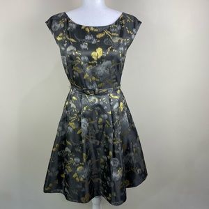 Eliza J. Women’s Black Gold Floral Belted Short Sleeve Dress size 2